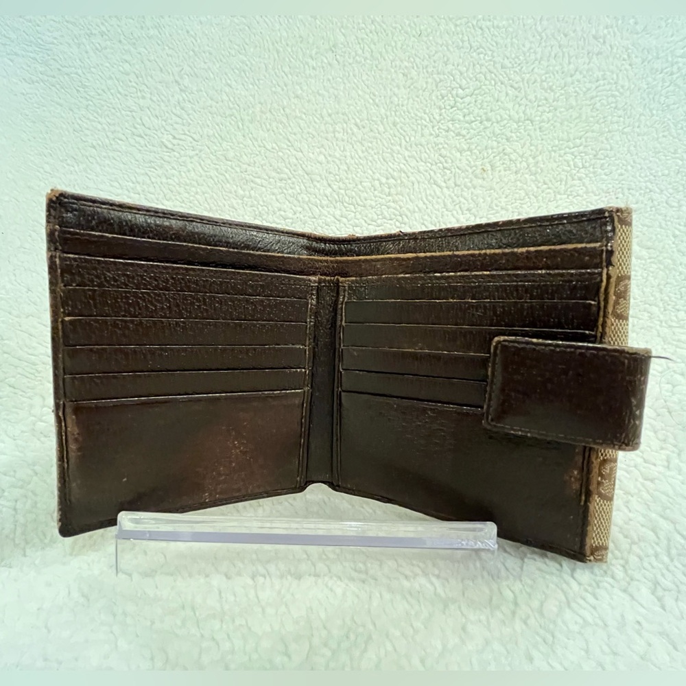 Gucci Eclipse GG Canvas And Leather Wallet - Picture 6 of 8